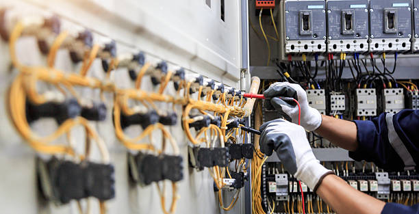 Professional Electrician technician working in Geneva, WA